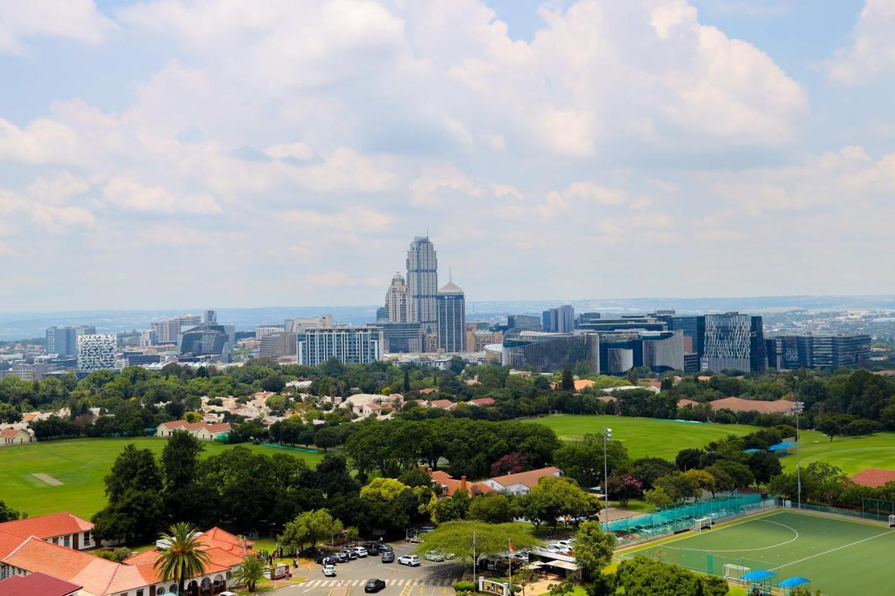Illovo Central @ Sandton Johannesburg Exterior photo